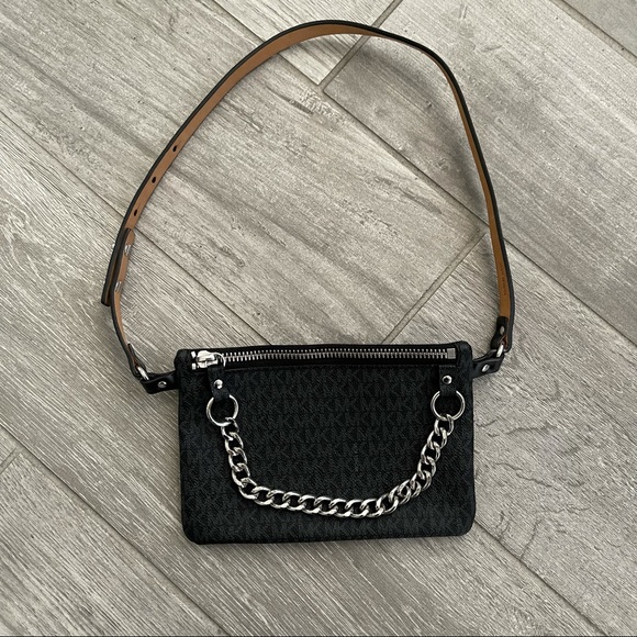 Michael Kors Handbags - Michael Kors Black Belt Bag